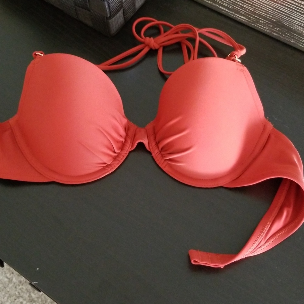 Bikini top